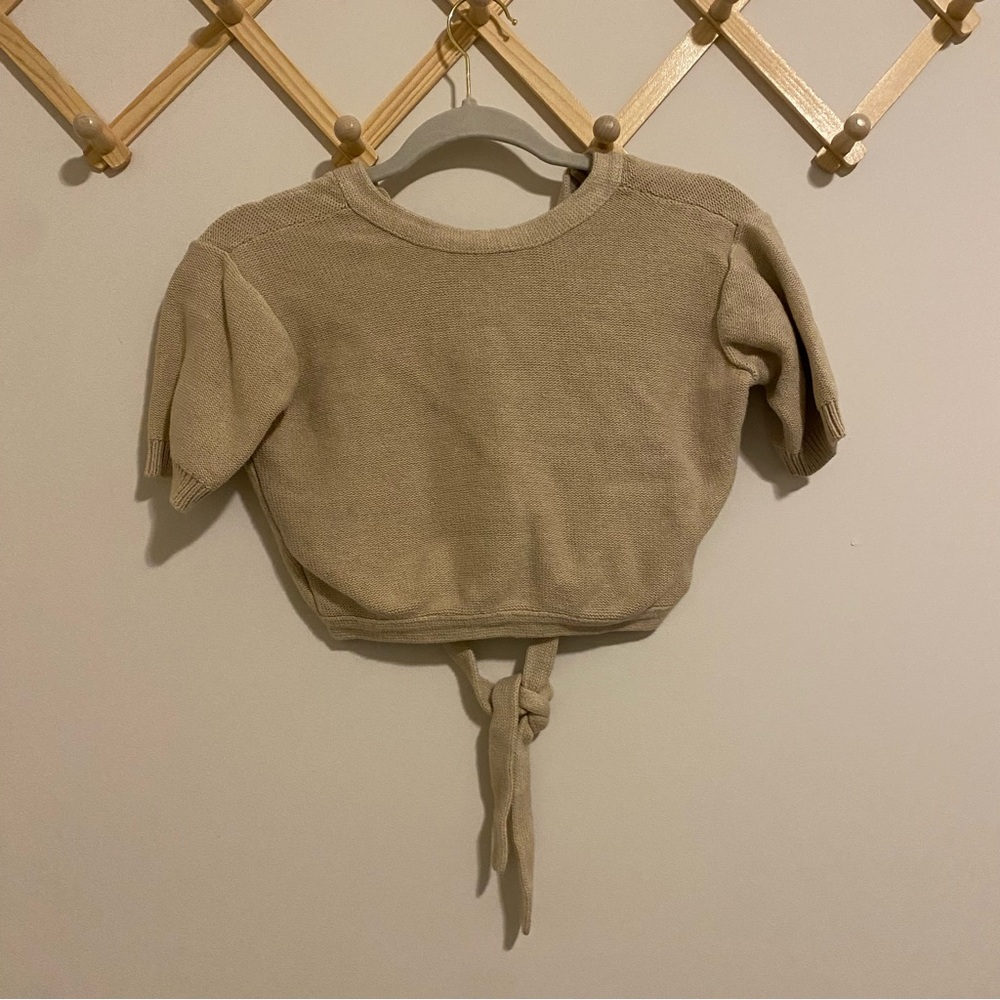Rue Stiic Tan Open Back Cropped Sweater size Small